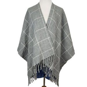 Abercrombie & Fitch Gray Plaid Cape Scarf One Size